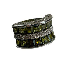 Park Lane Ring Silver Tone Green Crystal Band Statement Cocktail Jewelry 8.5
